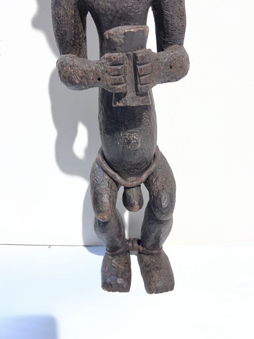 Estátua Tribal Africana em Madeira Sculptée / Escultura Antiga em Madeira ~60cm