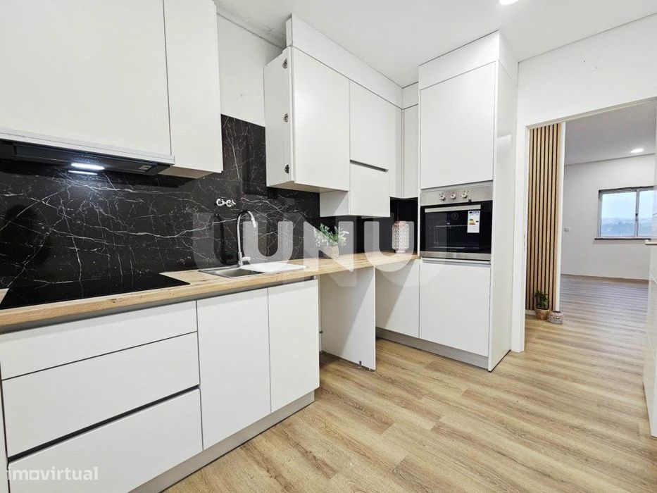 Apartamento T2 - Totalmente Renovado