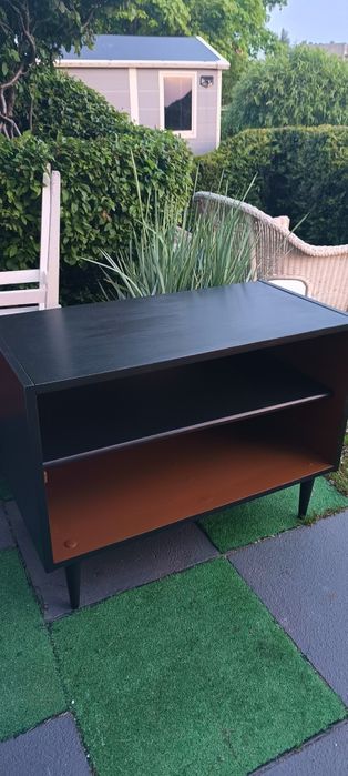 Komoda PRL na nóżkach,na książki.