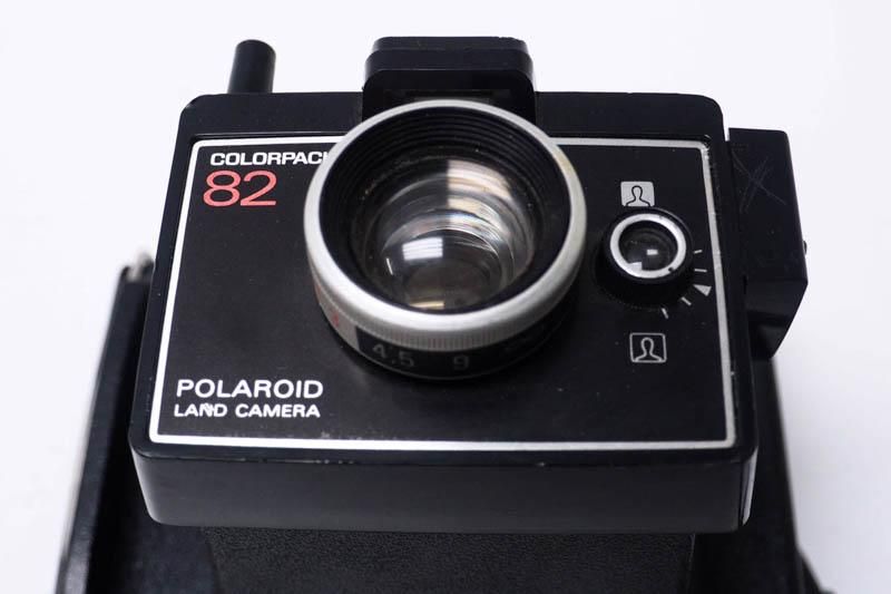 Camara fotográfica antiga Polaroid Colorpack 82