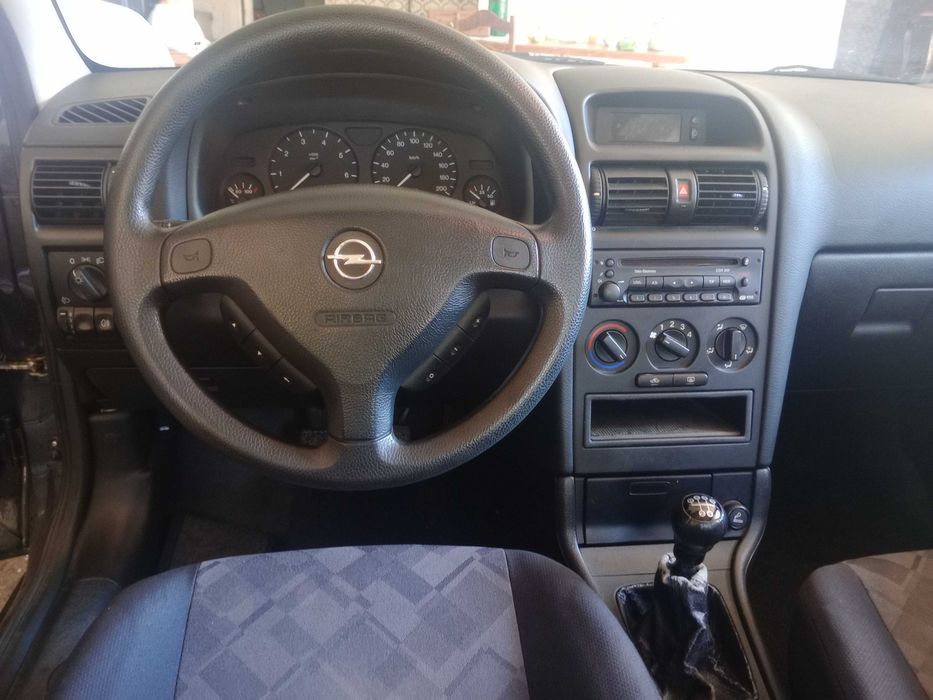 Opel astra 1.4 como novo