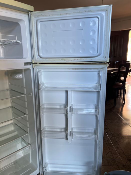 Geladeira em bom estado