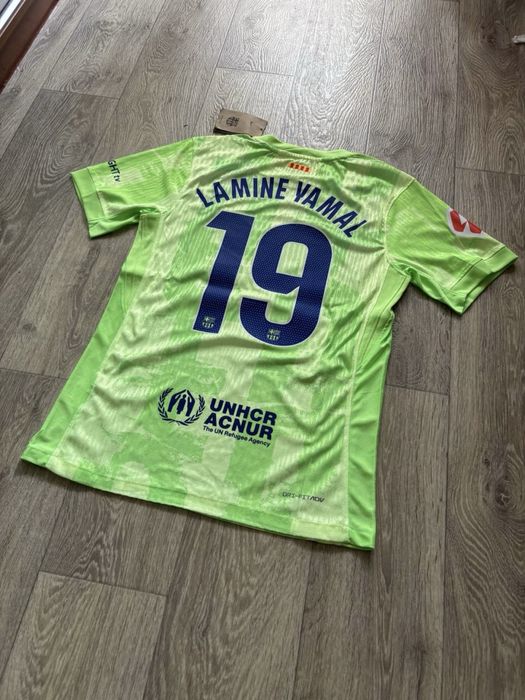 Футбольна форма Барселона Ямаль сезон 24-25/ Футбольное джерси Ямаль