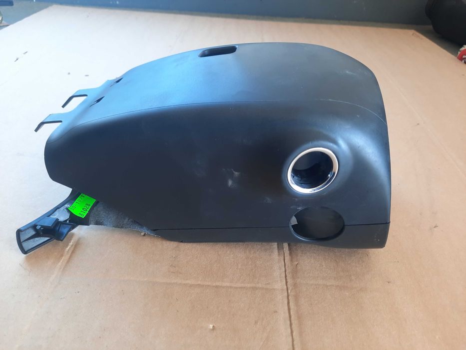 obudowa osłona kierownicy Keyless go 5E0.858.566C Skoda Octavia 3 III