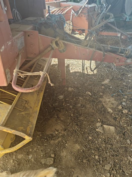 Vendo enfardadeira New Holland