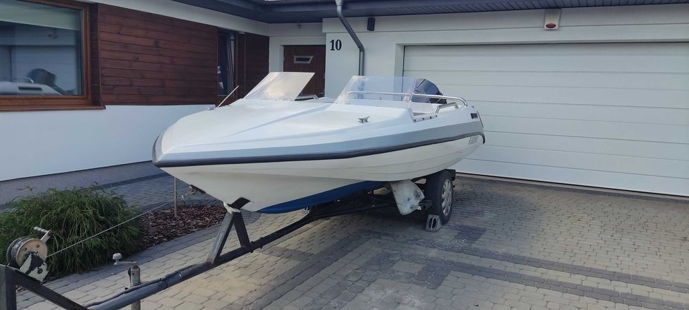 łódź motorowa, motorówka,  5,4m