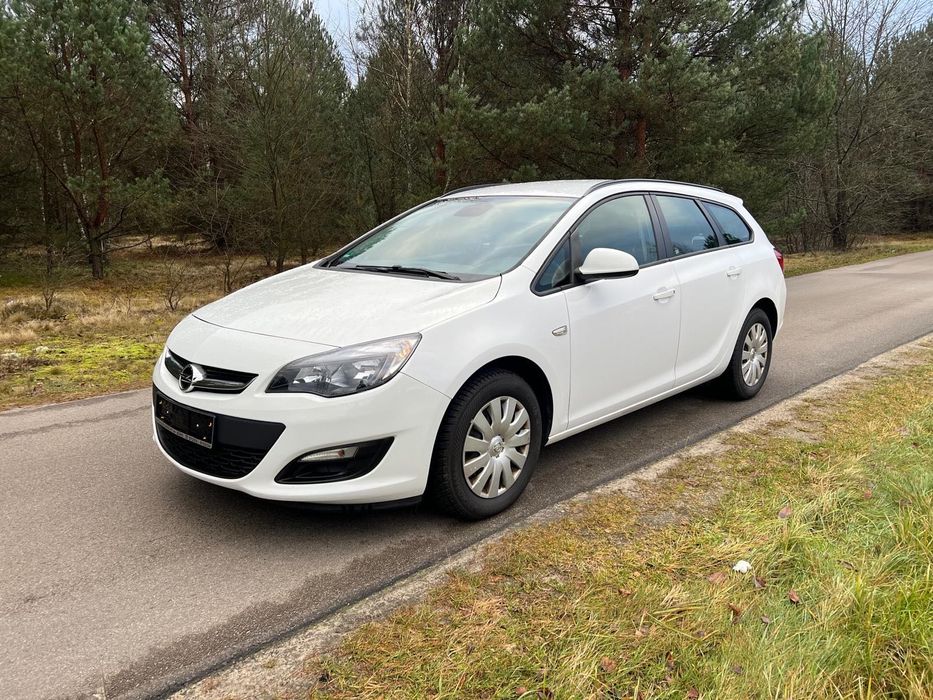 Opel Astra J 2015r 1.6 diesel, Navi, Grzane fotele i kierownica