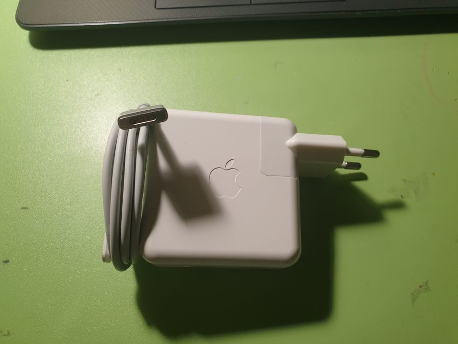 Блок живлення для ноута Apple