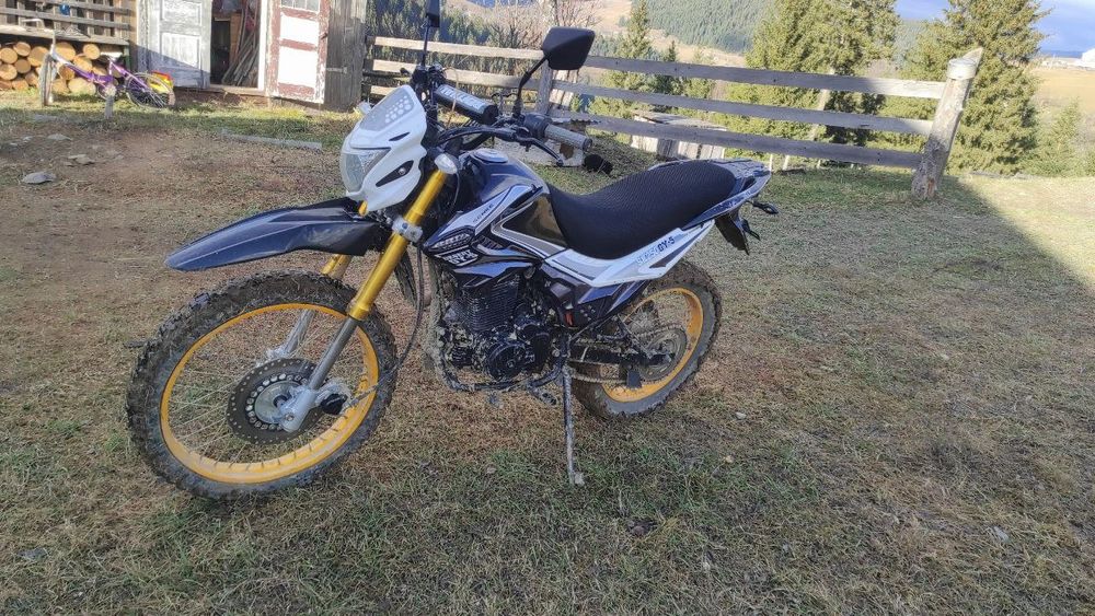 Продам мотоцикил Senke