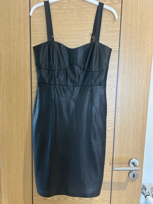 Vestido GUESS couro/ecopele