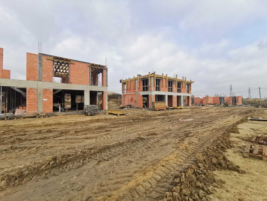 Wynajem szalunków stropowych ściennych / Deskowanie płyty PERI / TOP