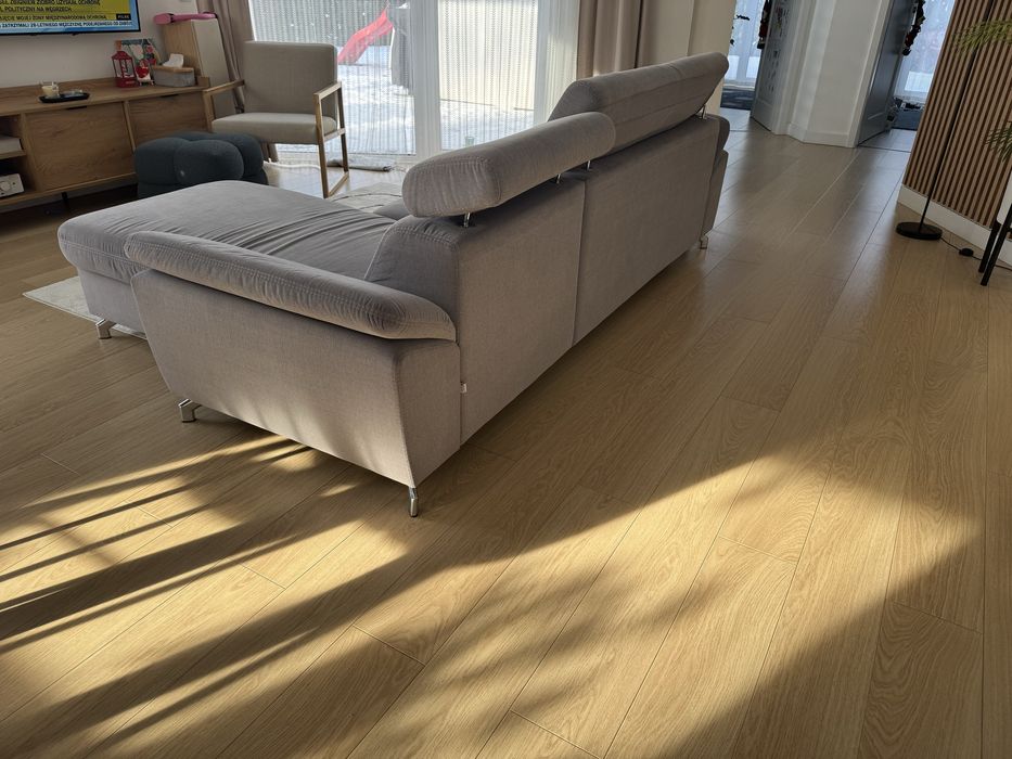 Kanapa rozkładana szara