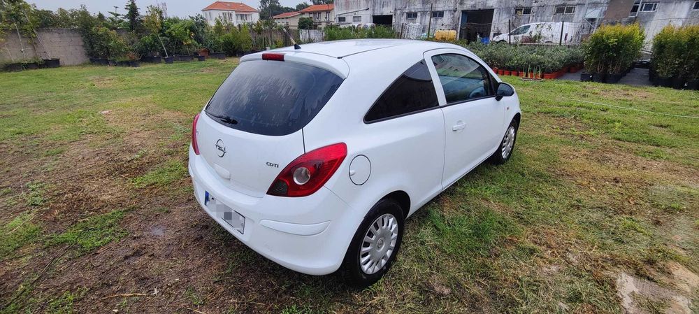Opel Corsa Van 1.3 CDTI 2008 - avaria na centralina