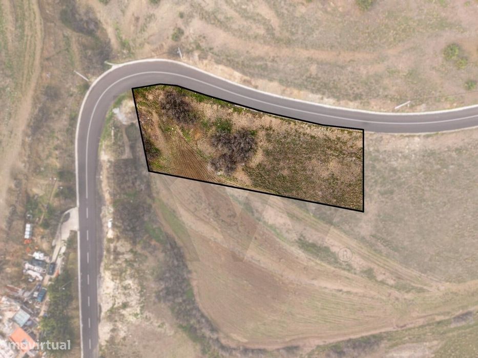 Terreno Rústico de 2480m2 em Serra de Fora, Porto Santo