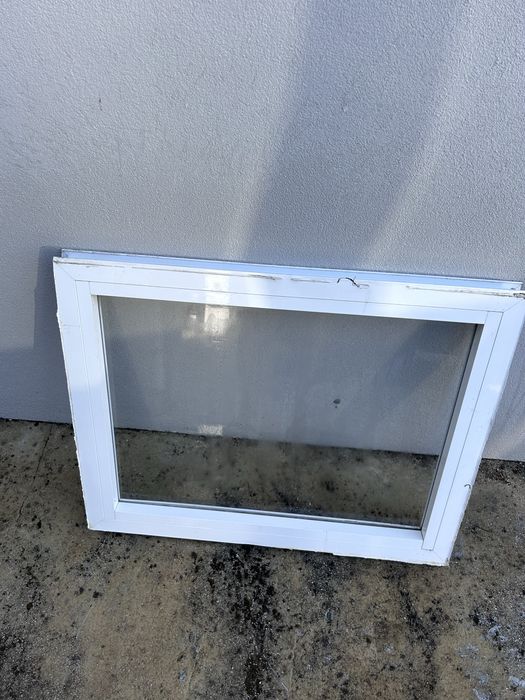 Janela fixa com vidro duplo