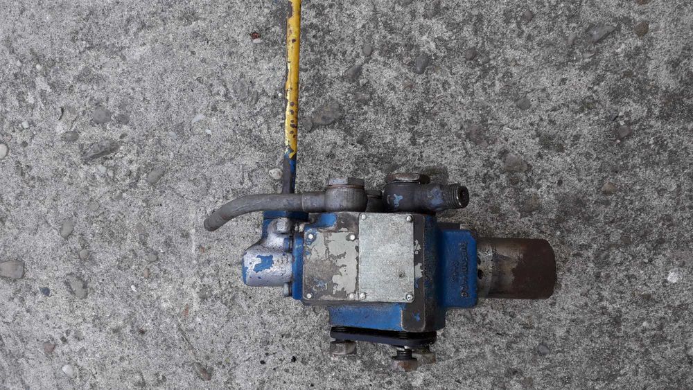 Rozdzielacz hydrauliczny