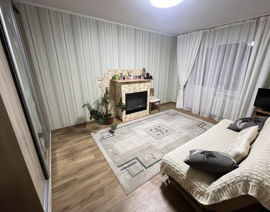 Оренда 2-х кімнатної квартири, Виставка, вул. Миколи Мазура .