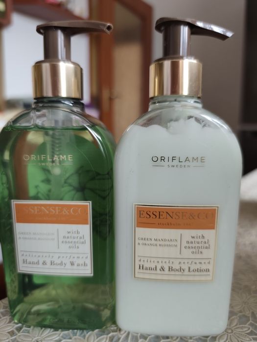 Essense &Co Zestaw Oriflame mydło w płynie plus balsam