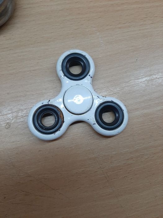 Спинеры ексклюзив