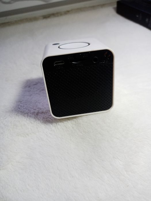 Портативна Bluetooth колонка JBL