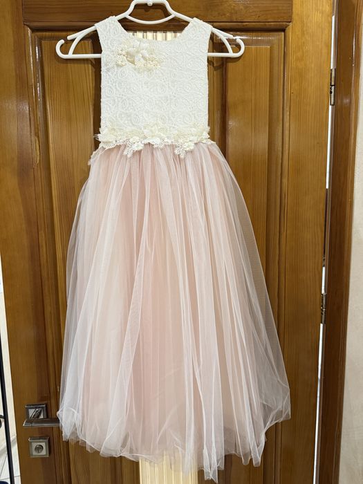 Плаття на дівчинку , святкове, випускне