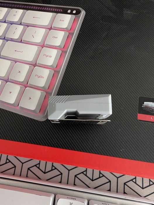 Клавіатура Asus ROG falchion Rx low profile (сенсорне керування)