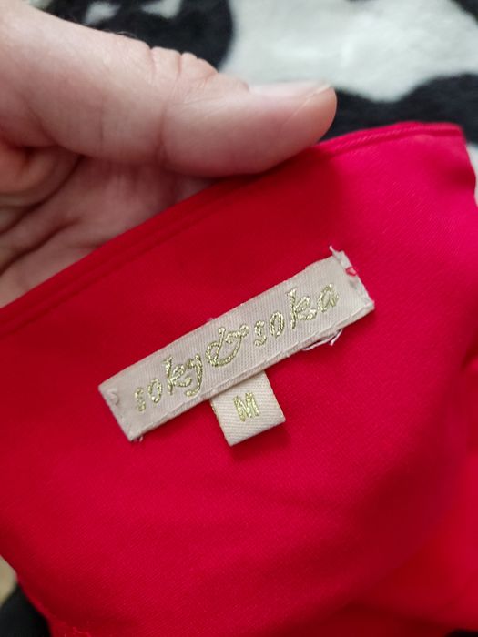 Сукня червона жіноча