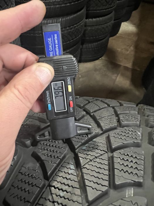 255/55/18 R18 Dunlop SP Winter Sport 3D 4шт зима