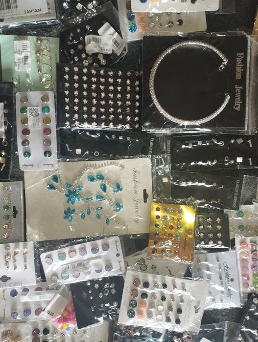 Бижутерия миксы оптом ящиками