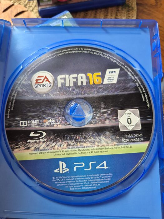 Gra Fifa 16 i PES 2016