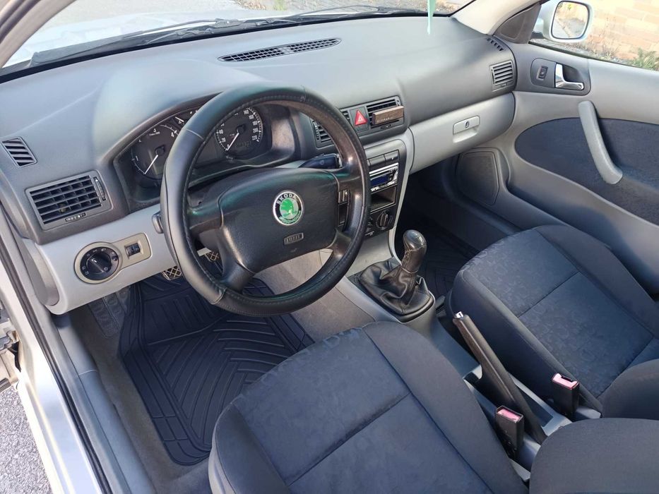 Skoda Octavia Break - Ano 2000 - 1.9 TD