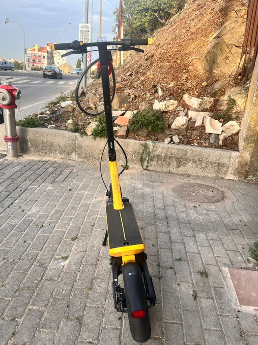 Xiaomi Electric Scooter 6 Pro – Excelente Estado