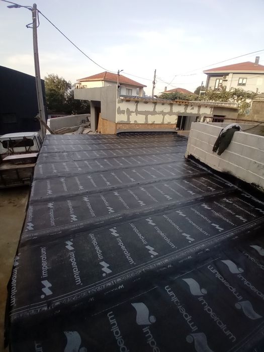 Especialista em pladur , ceramica e pintura