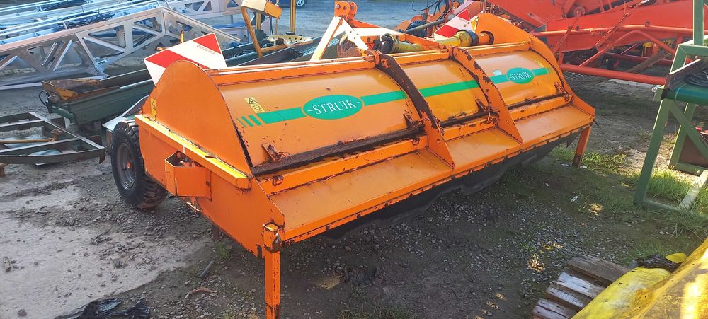 Гичкоподрібнювач ( ботвовидаляч ) для картоплі 4 ряда на 75 см STRUIK