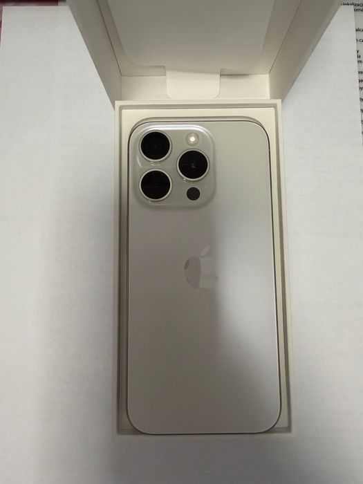 Telefon Iphone 15 pro stan idealny