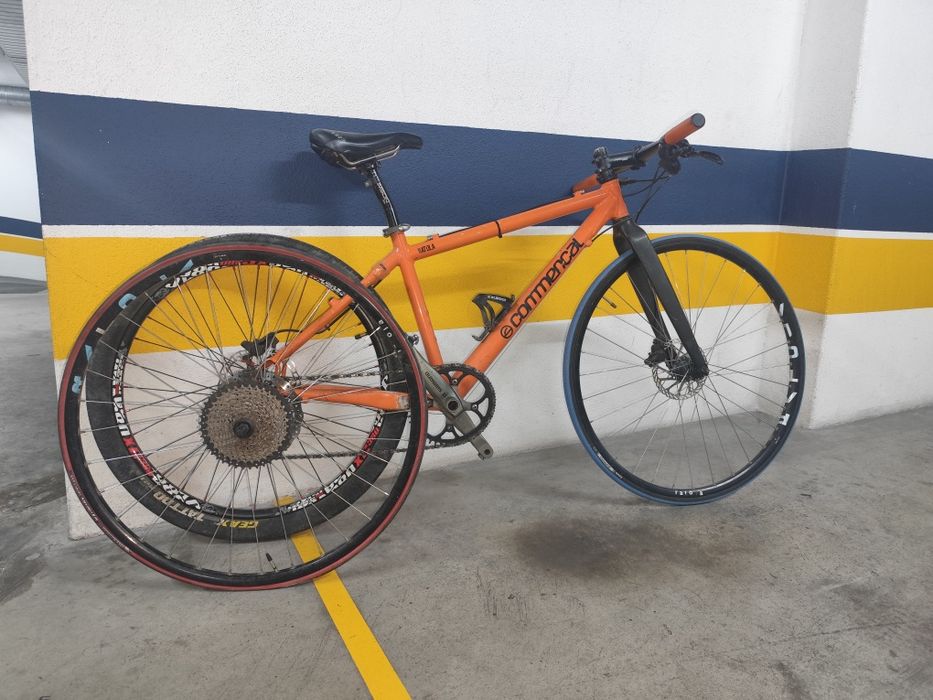 Bicicleta Commencal Absolut MaxMax