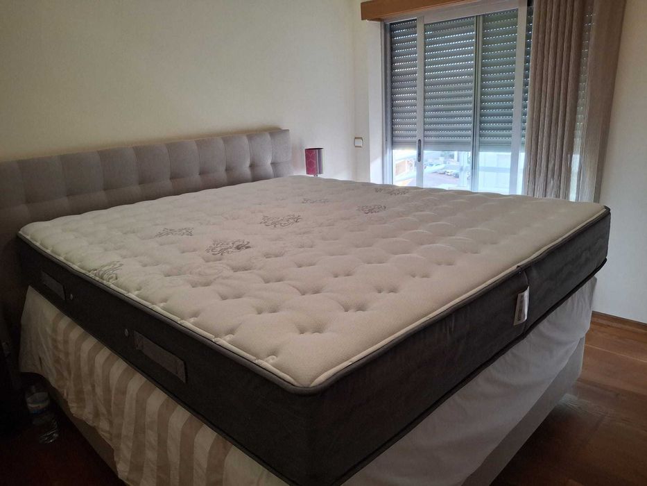 Colchão Casal 1,80x2,00 – Molas Ensacadas Gravity Pocket (6 meses uso)