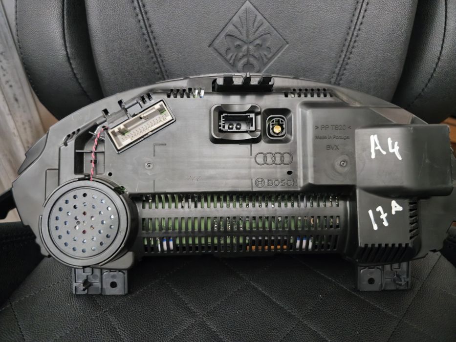 Quadrante digital Audi a4 b9 2.0 tdi