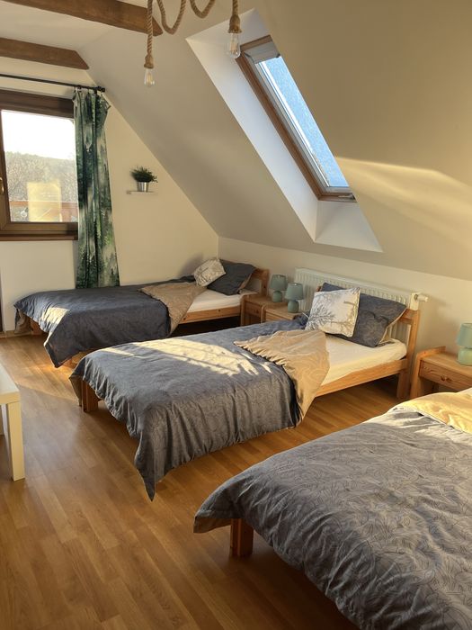 "Drewniany dom w stylu góralskim"