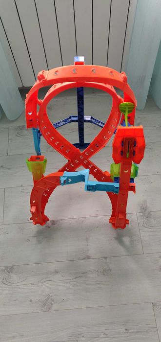 Tor Hot Wheels Ósemka