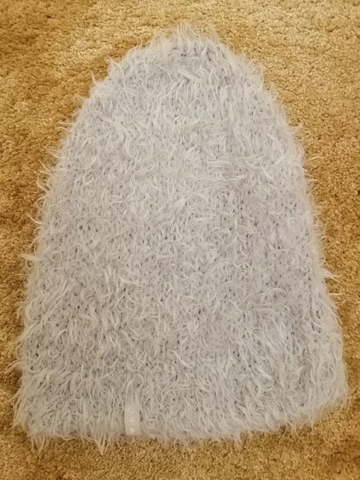 Czapka damska w rozmiarze 38 M