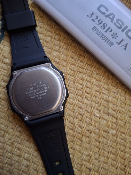 Годинник Casio F-105W