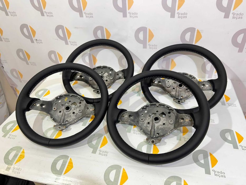 Volante Novo em pele Smart Fortwo