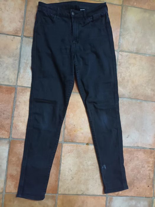 Продам джинсы  размер 29