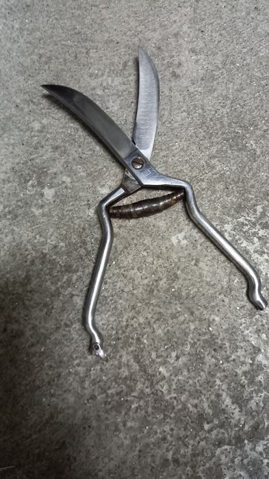 Tesoura de cozinha NOVA
