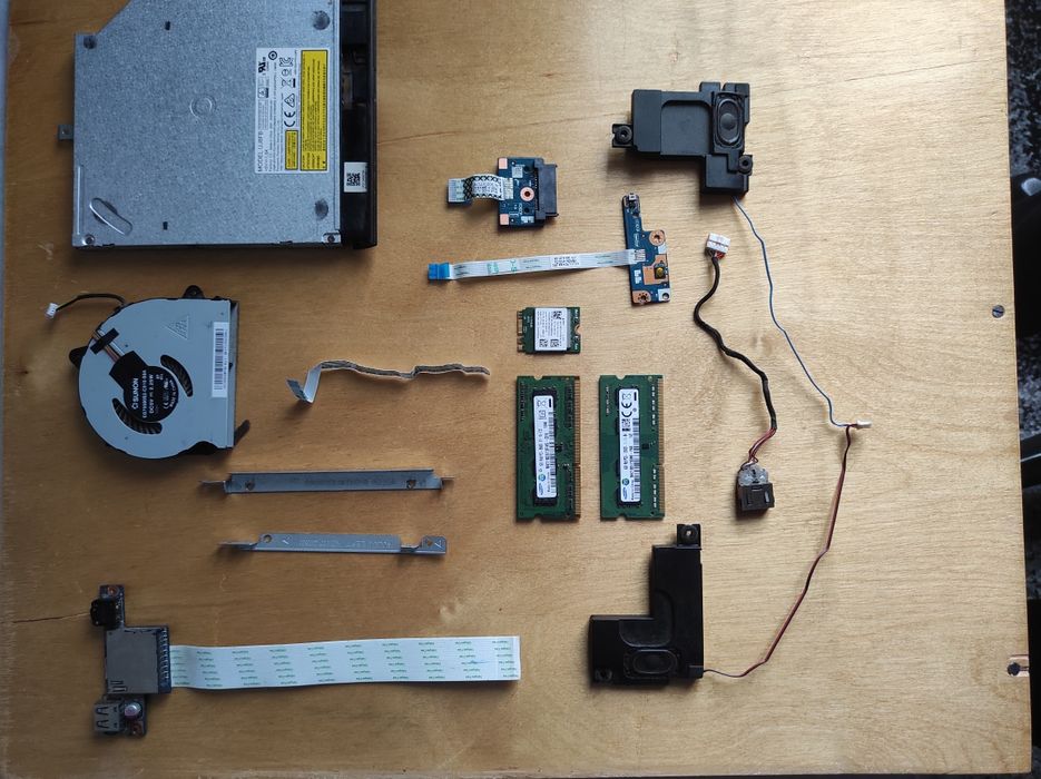 Ноутбук Lenovo G50-45, на запчастини