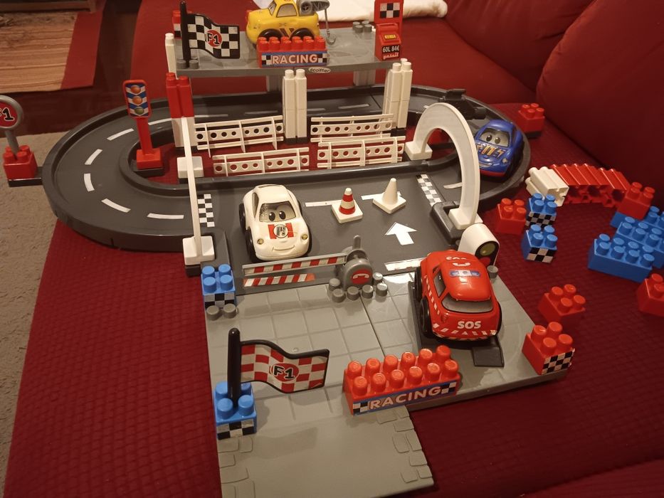 Pista Carros Corrida (+ de 90 peças)
