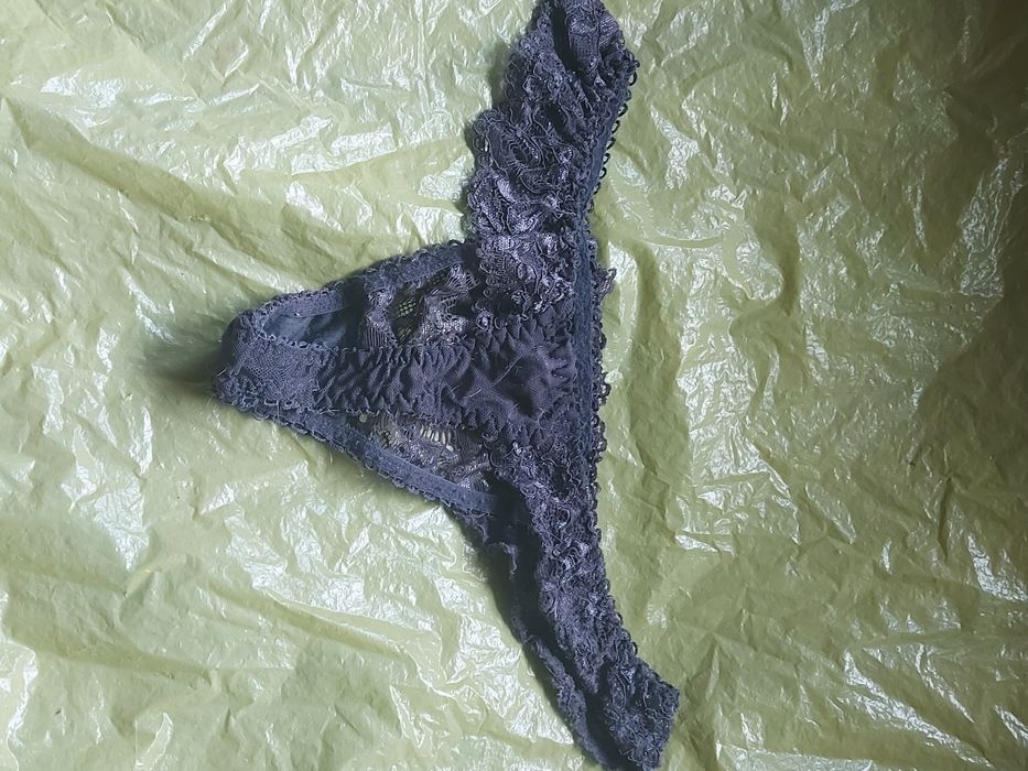 Stringi koronkowe szare damskie  rozmiar S/M