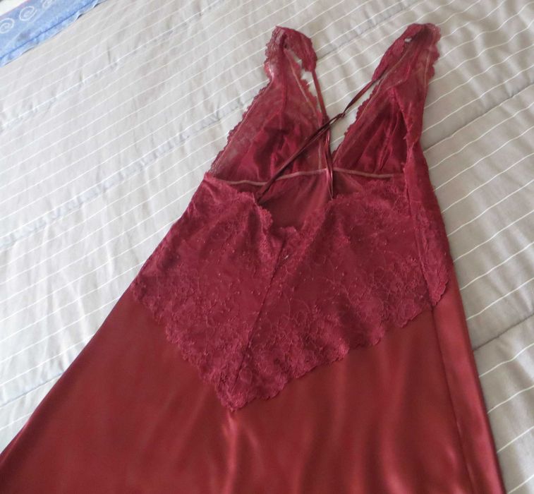 Camisa noite, alças cruzam a trás, peito renda - Tam- M/S - Como Nova