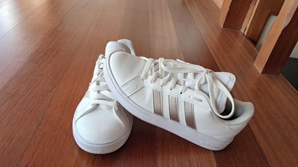 Sapatilhas ADIDAS mulher Grand Court 2.0